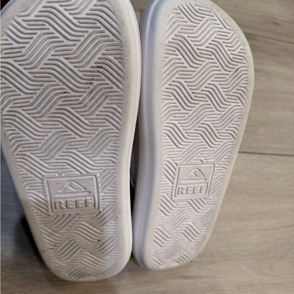 Reef White and Brown Slide Sandals - Picture 4 of 4